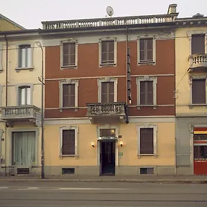 https://mazzini-hotel.italymilanhotels.net
