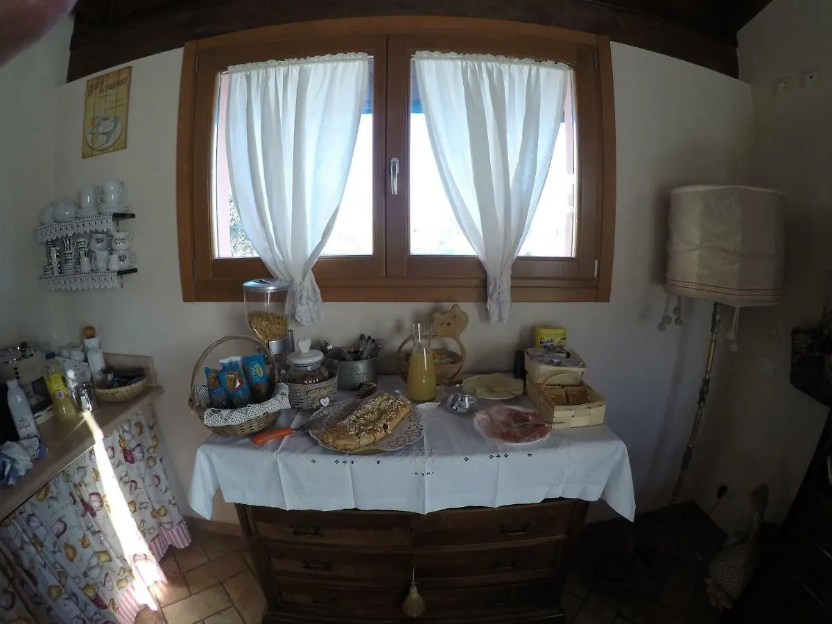 B&B Maison La Coccola Peschiera del Garda 0*,  Italy